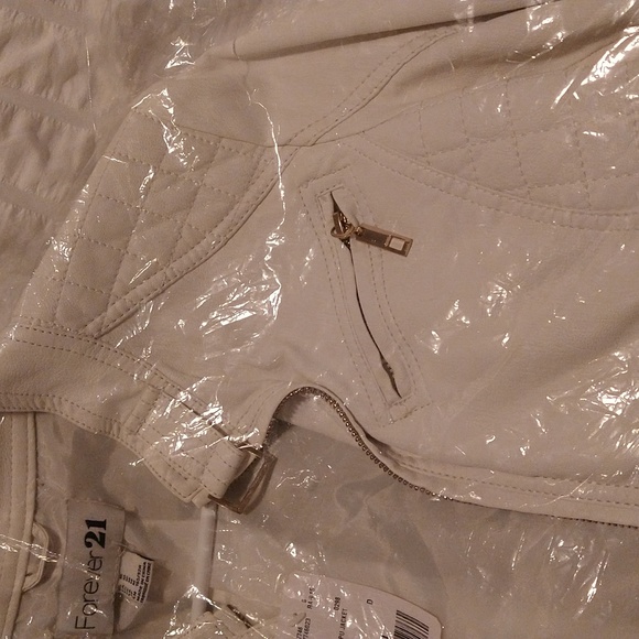 Jacket - Picture 6 of 16